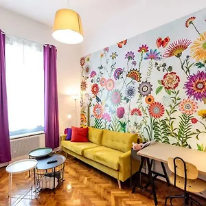 Apartamento K5 - The Happy In The Nightlife Zone, Budapest