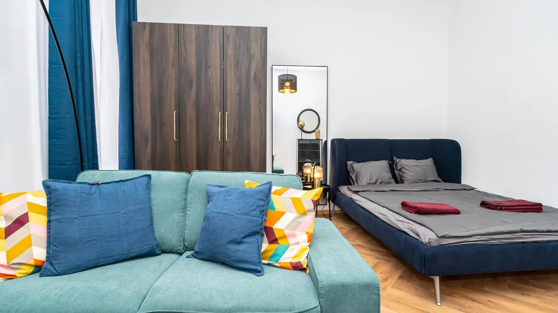 Gozsdu Court La Fontaine Apartment Budapest 0*,  Hungary